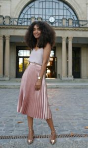 This metallic pink pleated skirt is to die for! Gorgeous!