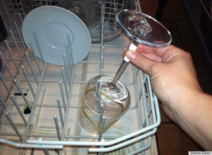 These 8 Dish Washing Hacks Are SO USEFUL! I normally can't stand doing the dishes but these make it a whole lot easier and cheaper too!