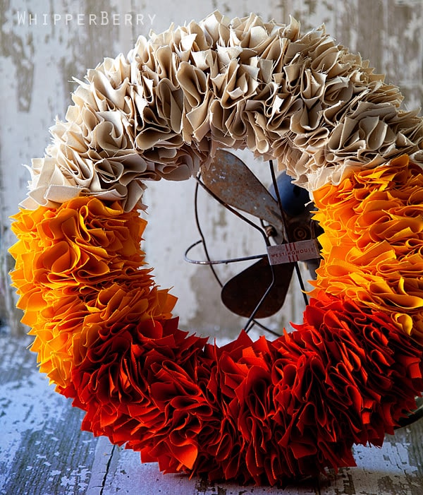 These Fall DIY Wreaths Are So Easy And Cheap To Make! Whether you like a more natural or vivid style, there's something here for you!