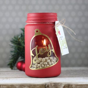 These 18 DIY Christmas Mason Jar Gifts And Decorating Ideas Are So Delightful! I want to make them all!