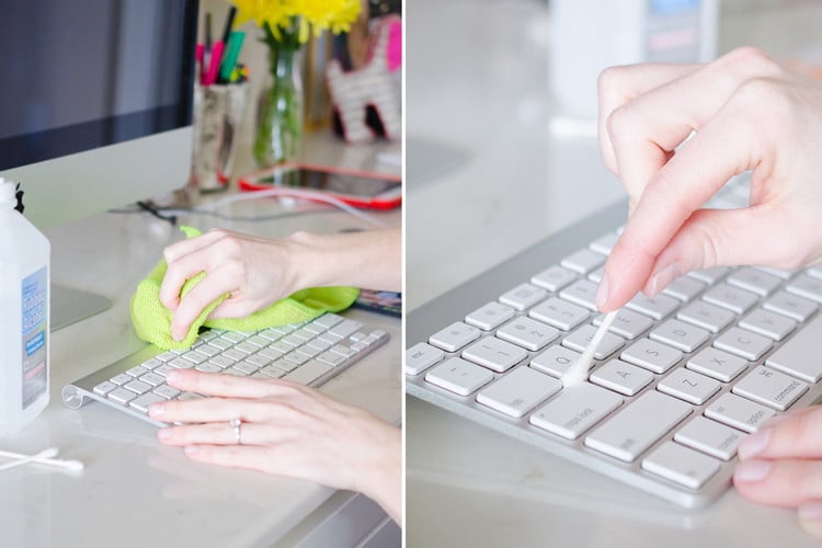 You won't believe how easy it is to get rid of particles stuck in your keyboard!