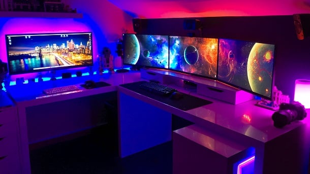 Outer Space PC Gaming Room