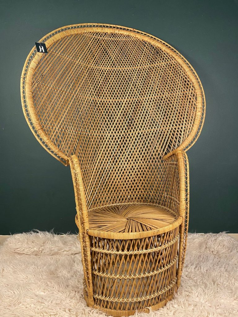 10 Fabulous Peacock Chairs That Scream Boho Chic