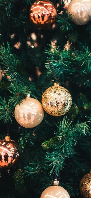 50+ HD Christmas Wallpapers for iPhone [Free Download]
