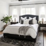 Black and White Bedroom Decor (40)