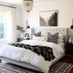 Black and White Bedroom Decor (6)