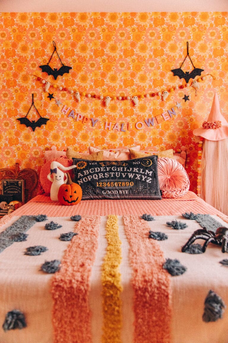 Top 10 Cozy Halloween Bedroom Ideas & Decor Picks