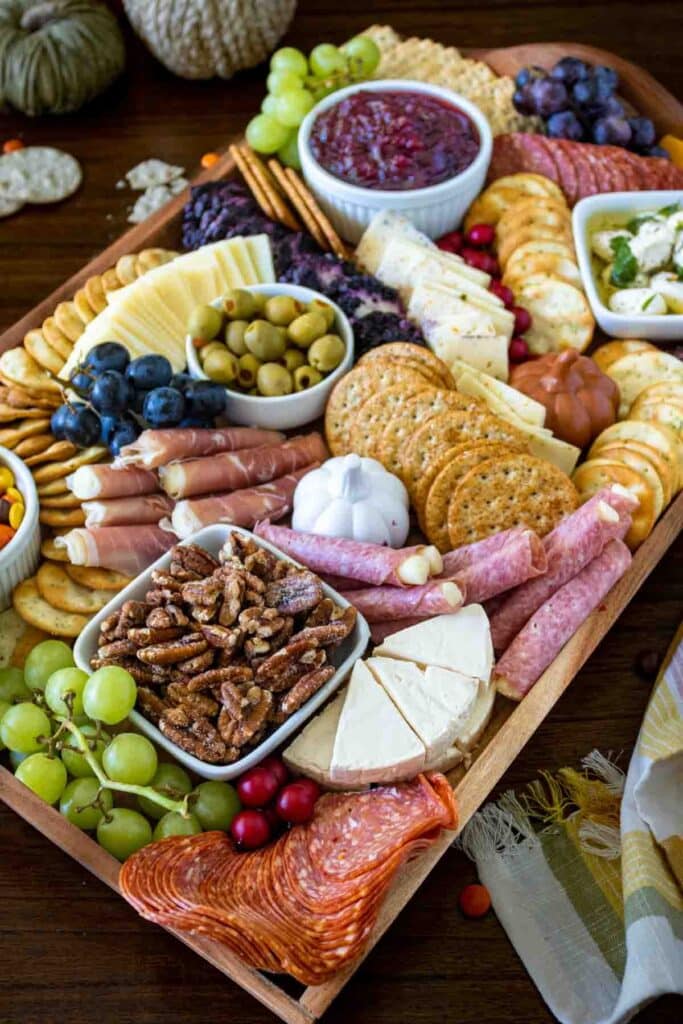 30 Thanksgiving Charcuterie Board Ideas That'll Impress Guests