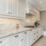 white backsplash kitchens (41)