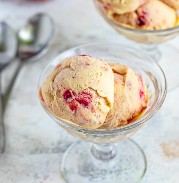 Sweet, Tart, & Delicious Rhubarb Recipes to Try This Season