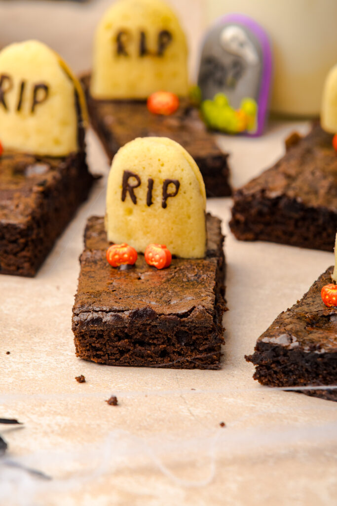 42 Best Halloween Desserts That're Scary Good
