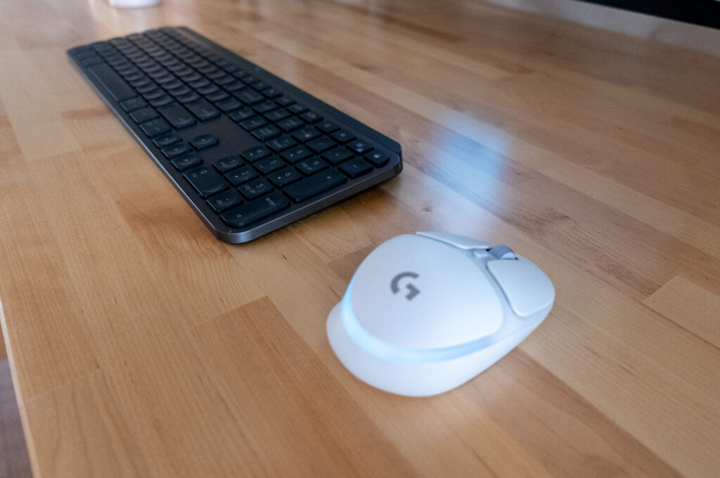 UPLIFT V3 Standing Desk Review