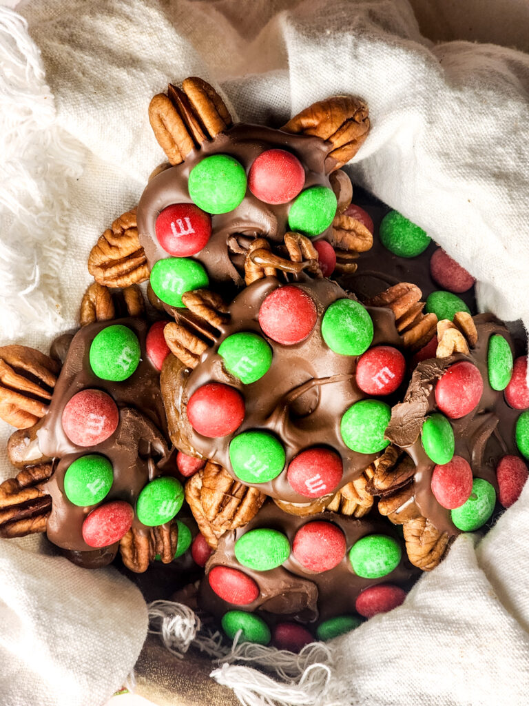 If you’re looking for an easy, festive treat that’s guaranteed to disappear fast, these Holiday Turtles are it! Made with buttery pecans, creamy caramel, and smooth milk chocolate, they’re the perfect bite-sized indulgence for gifting, cookie trays, or cozy nights by the tree. The red and green M&M’s add a cheerful pop of color that makes them look just as good as they taste.