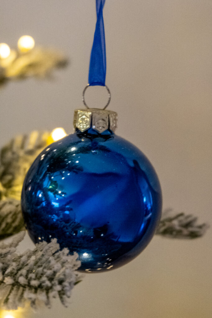 White & Blue Christmas Tree (Snowflake Theme)