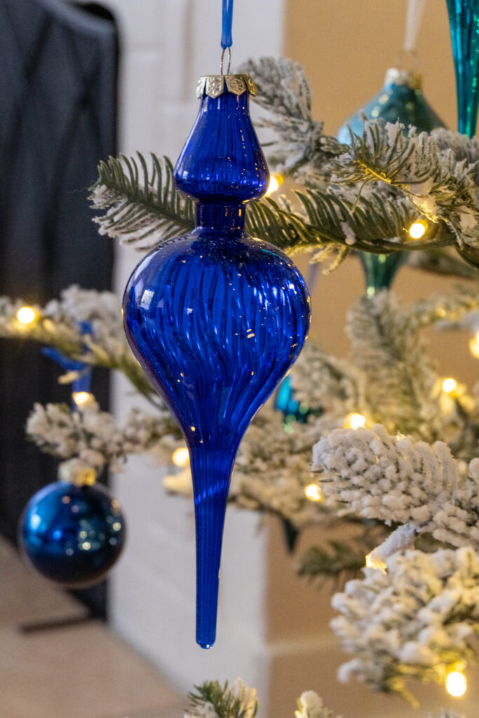 White & Blue Christmas Tree (Snowflake Theme)