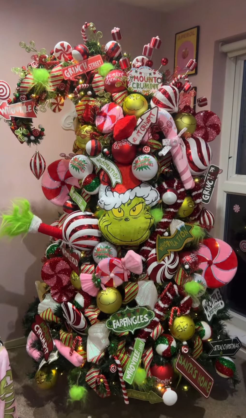 18 Whimsical Grinch Christmas Tree Ideas That'll Bring Out Your Inner Who