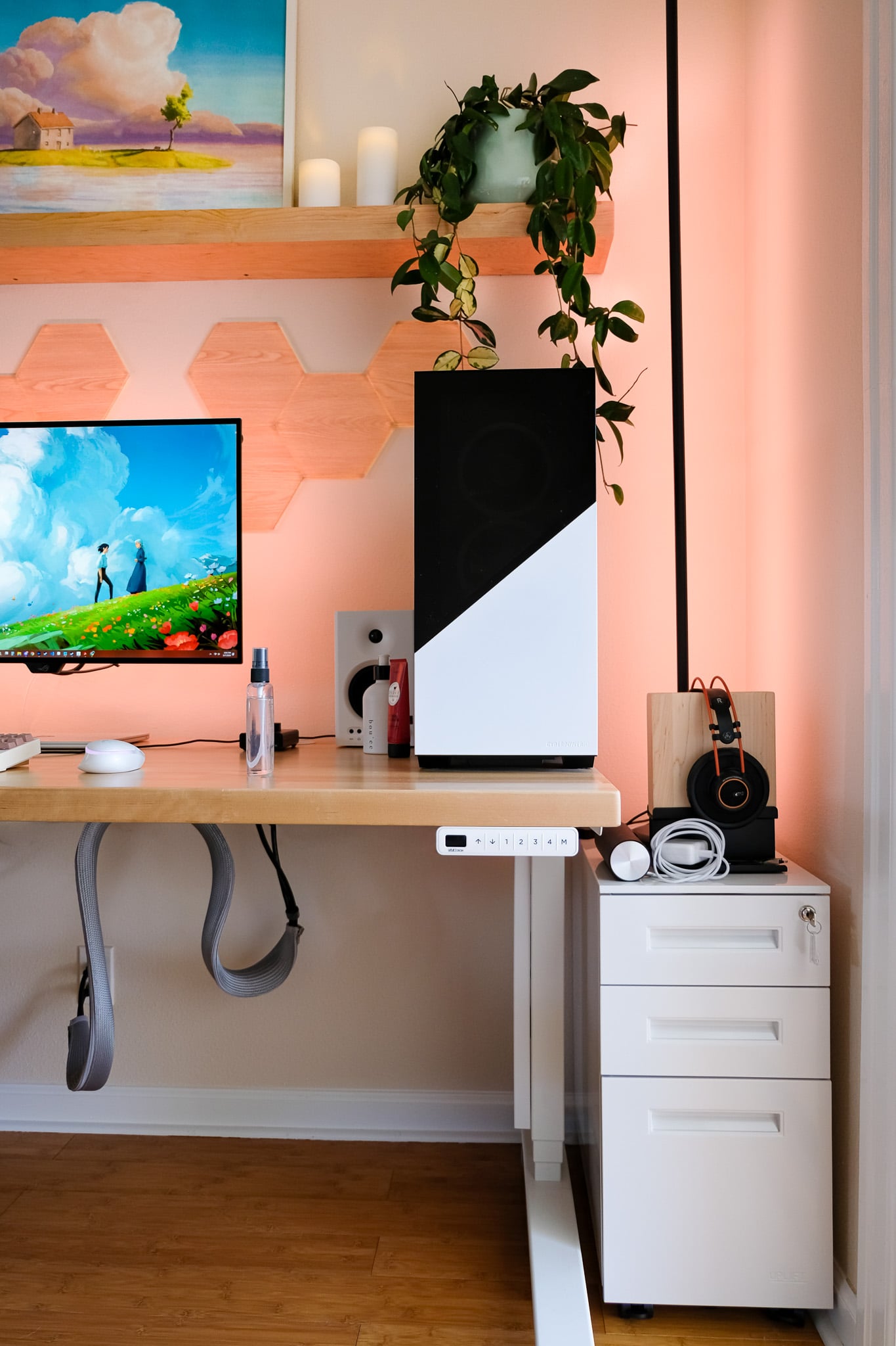 Office Organization Tips - Aesthetic Desk Setup