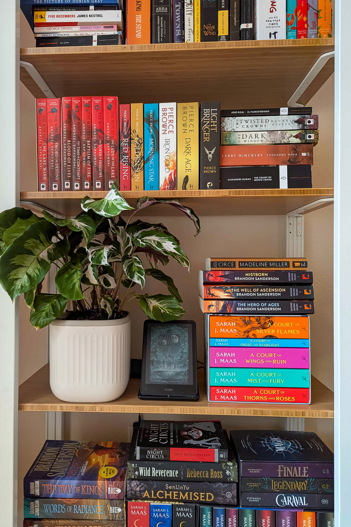 The Ultimate Guide To Fantasy Books For Absolute Beginners