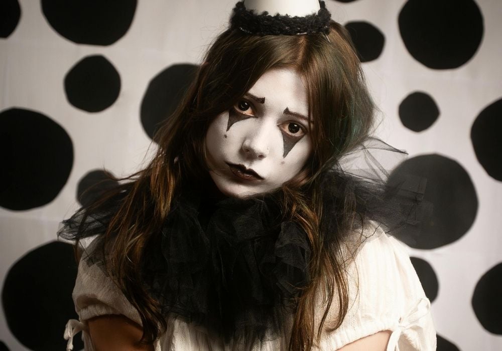 30 Halloween Clown Makeup Ideas for Women