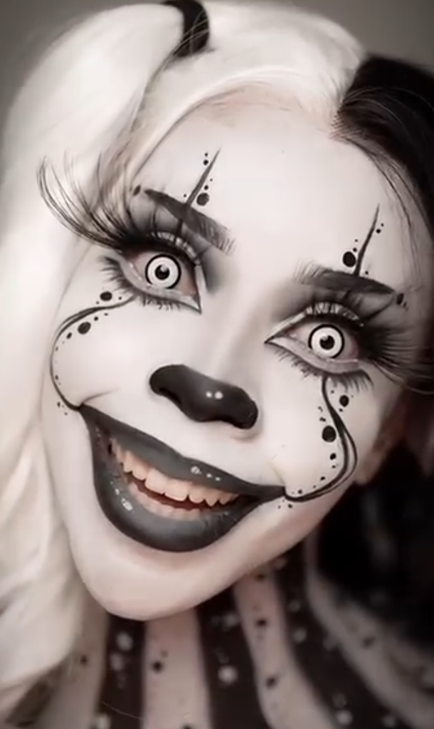 30 Halloween Clown Makeup Ideas for Women